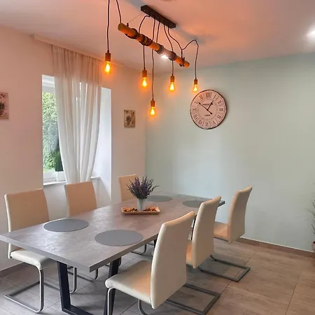 Shine Apartment